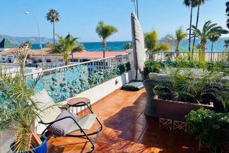 Apartamento En Primera Linea De Playa Nerja Esterno foto