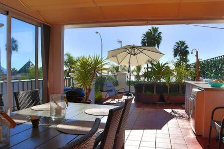 Apartamento En Primera Linea De Playa Nerja Esterno foto
