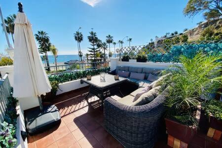 Apartamento En Primera Linea De Playa Nerja Esterno foto